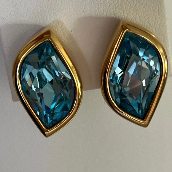 ⚫️ Swarovski SWAN Abstract Blue Topaz Crystal Earrings 18K Gold Plated EVC - Picture 12 of 12